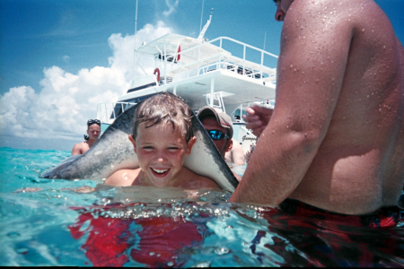 jason hugged by stingray