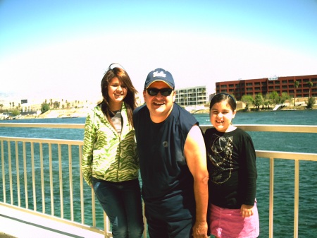 DAD WITH THE GARCIA GIRLS