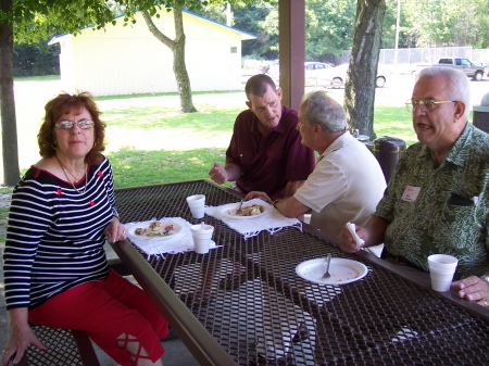 2008 and 1956 class picnic 347