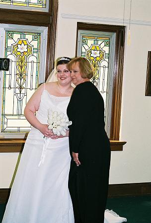 BEAUTIFUL BRIDE AND MOMMA TAMMY