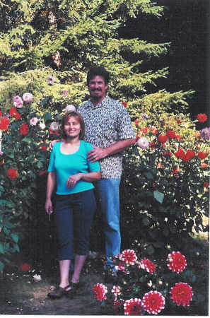 Kevin and Larisa in Dahlia Garden