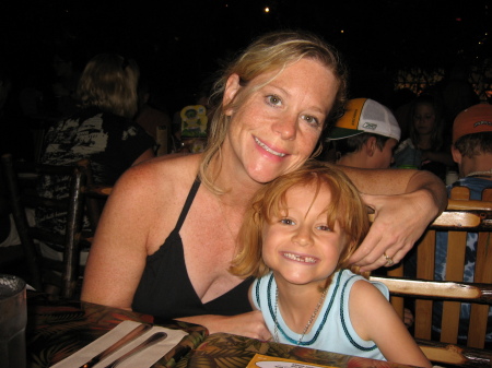 Mommy and Natalie at Rainforest Cafe