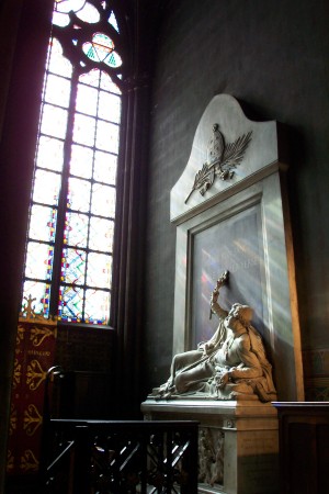 Beautiful Statue in the Notre Dome