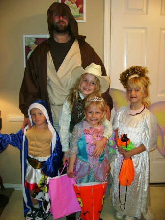 Joey and kids at Halloween