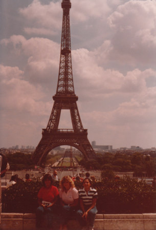 1981 - Cathy, Cynde and Lisa - Paris