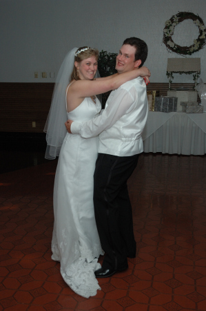 DANCING FOR THE 1ST TIME AS HUSBAND AND WIFE