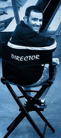 dee_directorchairblue