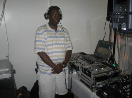 Me djing an event!!!