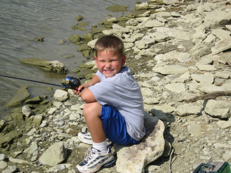 jack fishing at the bottom of the dam 04