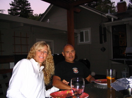 Dinner on patio in Guernville