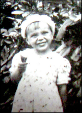 emily davis - age 4