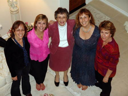 Soffer Girls (Eileen, Nancy, Mom, Gail, Barb)