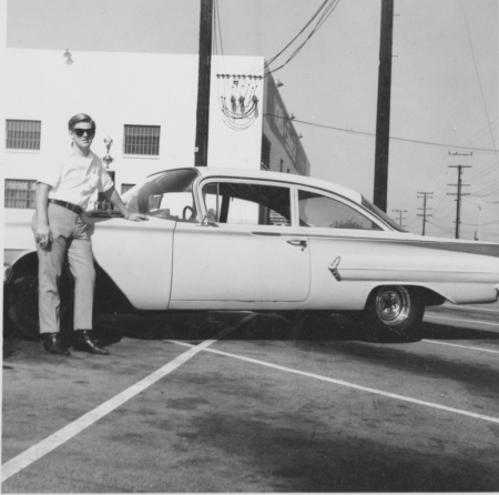 young dad w. car