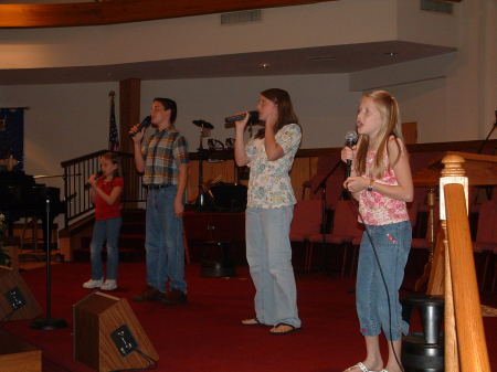 Emmert Kids Singing