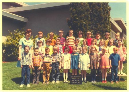1-Hillcrest Elementary KindergartenSpring 1969