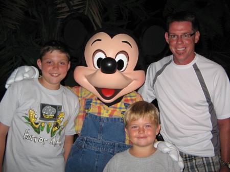 Sean, Mickey, Beau Jr., and Tom June 2008