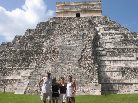 kevin mechele ,stacey and glenn in mexico