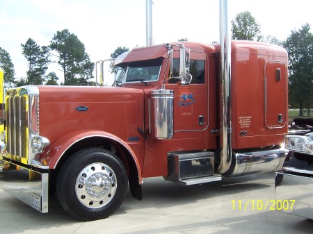 PETERBILT