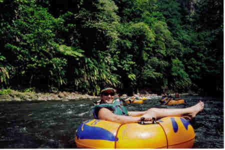 Rivertubing in Dominica