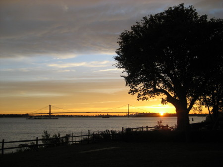 Looking towards Manhatten from Silver Beach