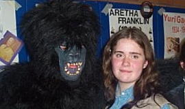 08 wax museum jess & gorilla guy