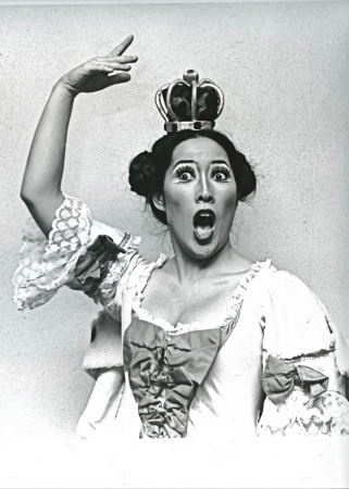 Shigemi in Comic Opera Revival