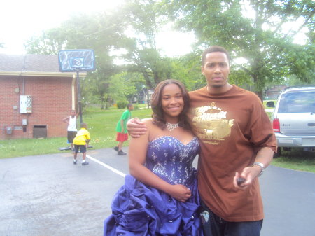 Sha and Uncle Steve on prom day