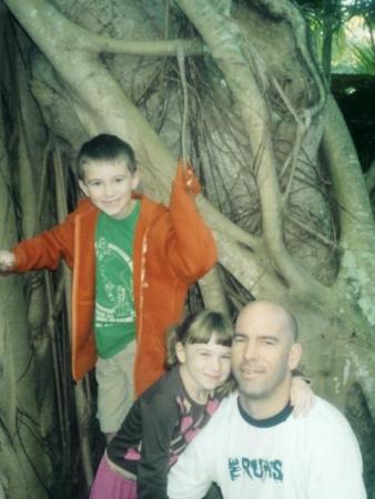 Tim,Riley, & Meagan at the zoo