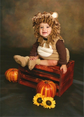 Micah as a scary Lion!