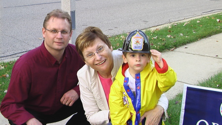 Dad, Grandma VZ, Dylan, Halloween 2008