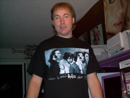 beatles  shirt  with same birthday as paul