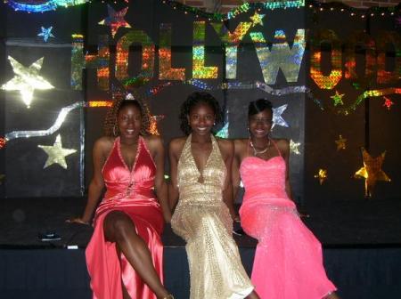 My daughter and freinds at their Sr. Prom