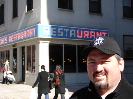 '07 NYC in Front of the "Seinfeld" diner