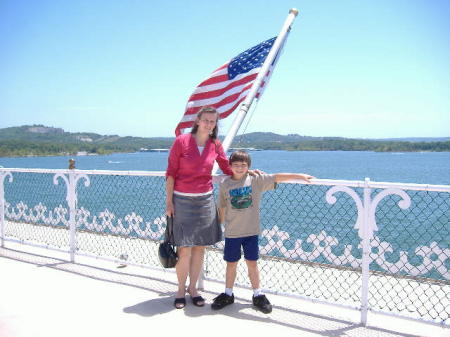 Boat Cruise in Branson, MO