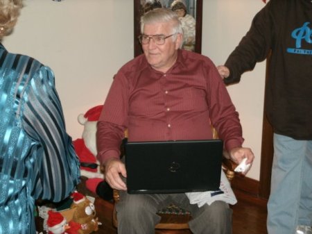 Carlton with Computer Christmas 2009
