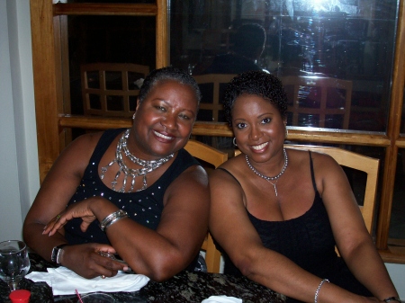 HAVING DINNER WITH FRIENDS IN JAMAICA