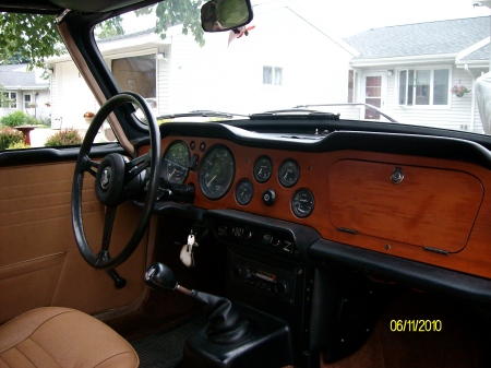 1971 TR6 interior