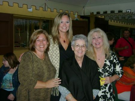 Amy, my mother and my sisters in Italy