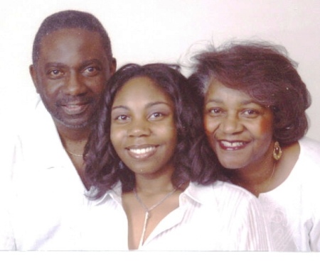 Janay's HS Senior pics with Dad & Mom 2005