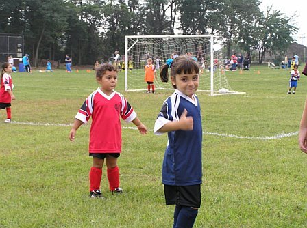 Sabrina's first soccer game - 09/08