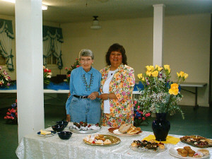 2007 Linda and Mom (Thelma)