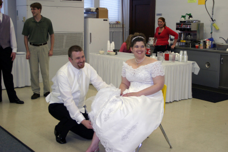 8_ tossing the garter