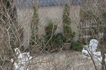 court yard at the inn