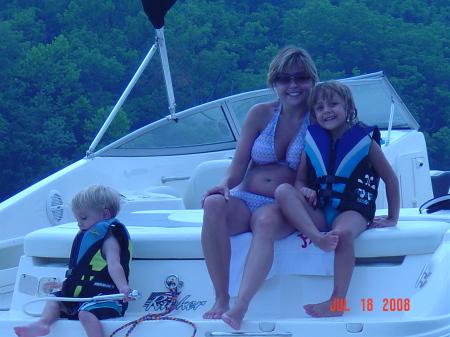 Kicking back at the lake with my kids July 08!