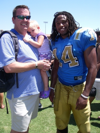 ucla fall scrimmage