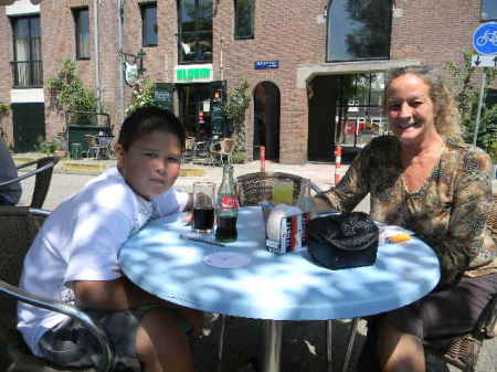 Lunch Amsterdam on the way to the zoo