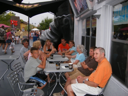 Extended Boduch Family at Mrytle Beach