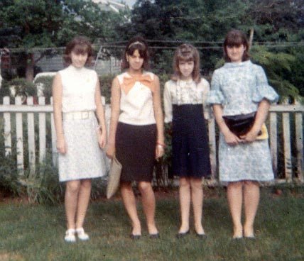 Linda Sikora, Linda Cornacchia Me,Karen Pirnik