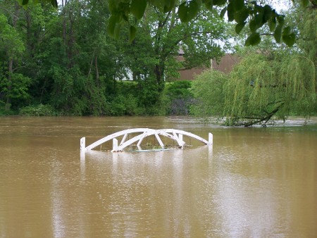 White Bridge River Park