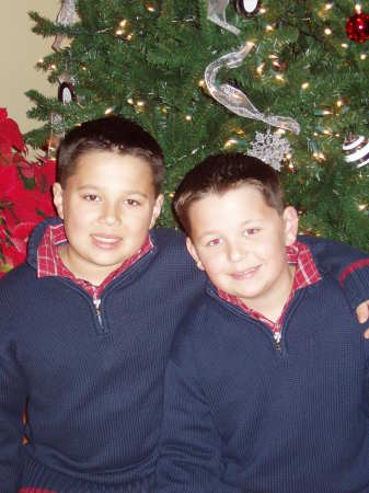 Adrian and Ryan X mas 2006